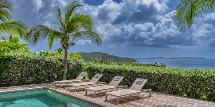 1 Villa à louer piscine vue mer Grand Case Saint Martin_piscine